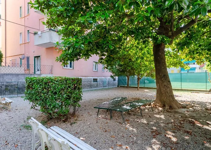 Joivy Lovely For 4 On The Italian Riviera In 公寓