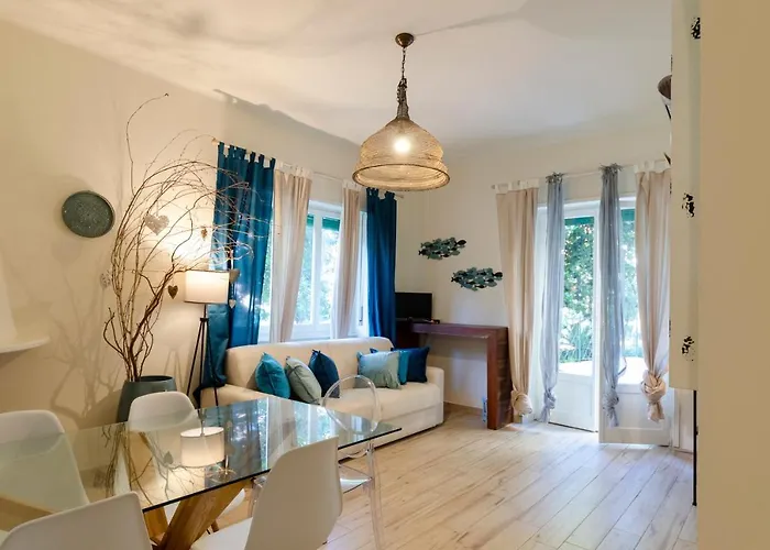 Joivy Lovely For 4 On The Italian Riviera In Apartment